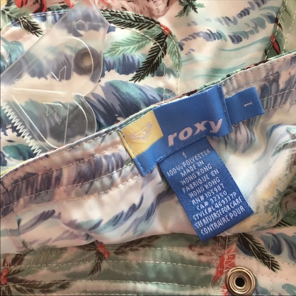 SOLD! Roxy Junior Board Shorts / Swim Cover: 1 - Picture 4 of 5
